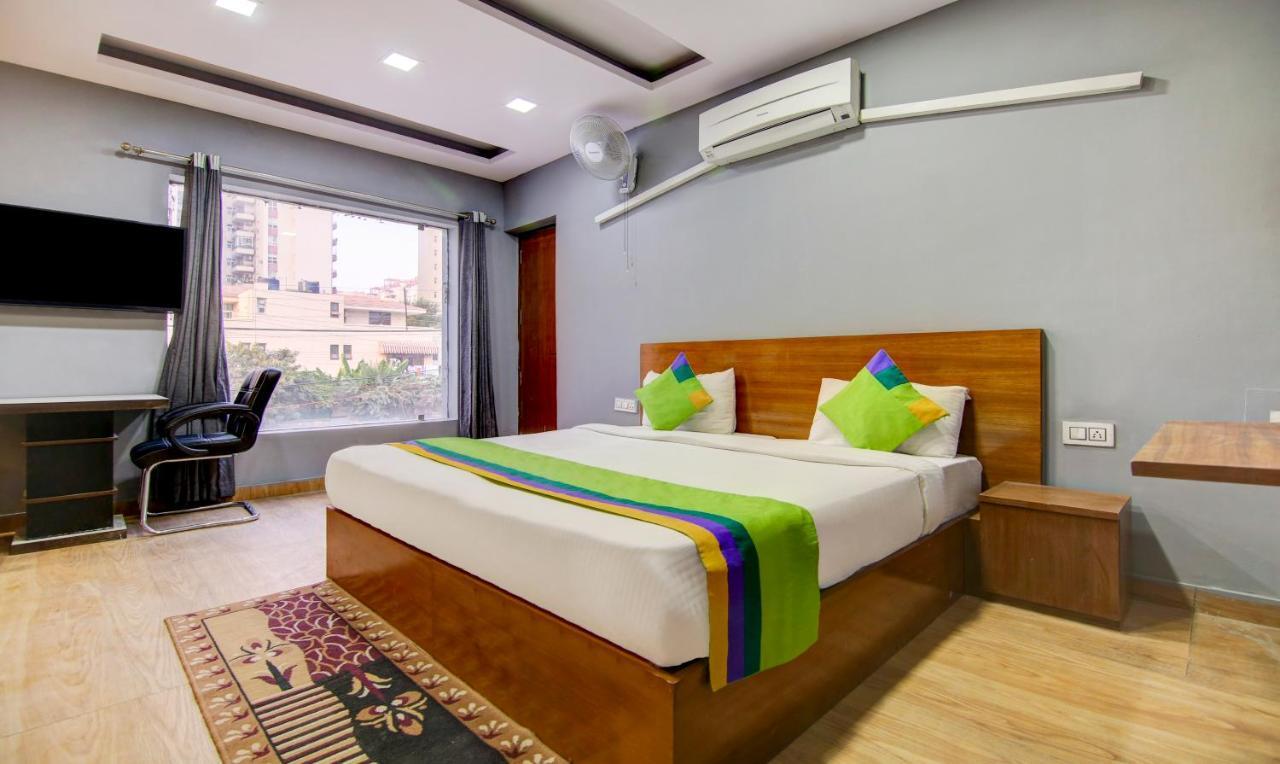 Treebo Trend Aashiyana Paradise Badshahpur Esterno foto